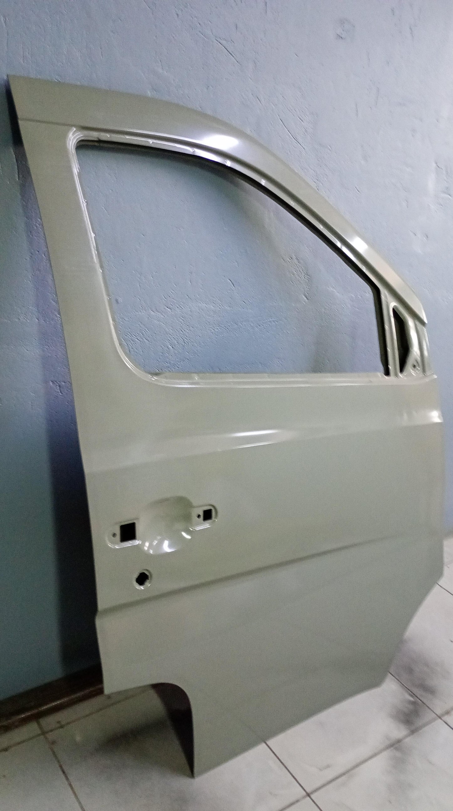 PUERTA DELANTERA DERECHA CHANGAN MD201 1.2