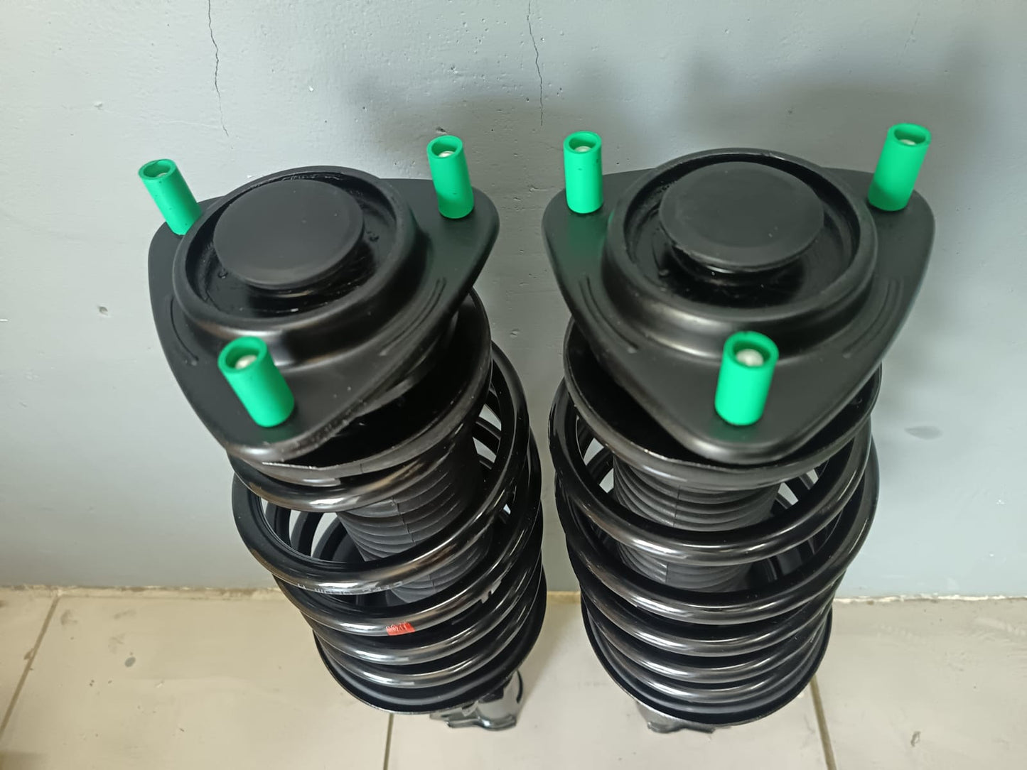 AMORTIGUADOR COMPLETO POR PAR DFSK 560