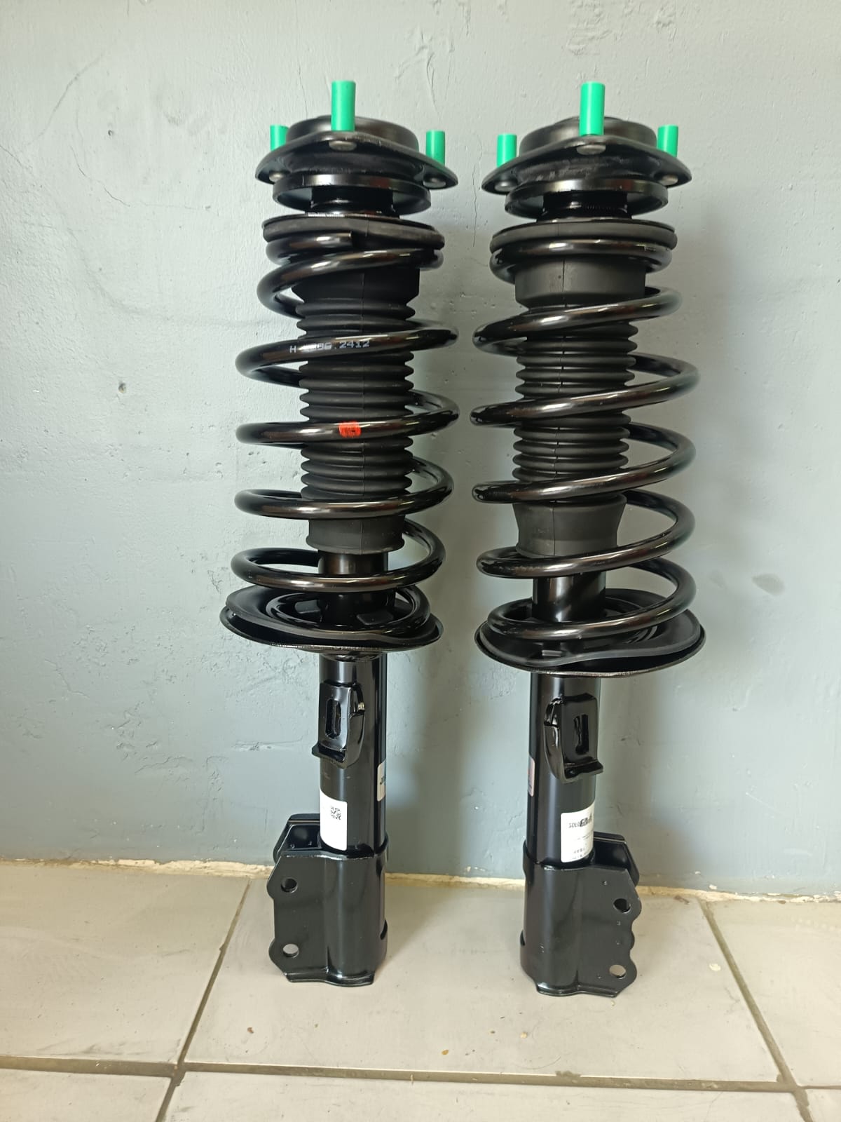 AMORTIGUADOR COMPLETO POR PAR DFSK 560